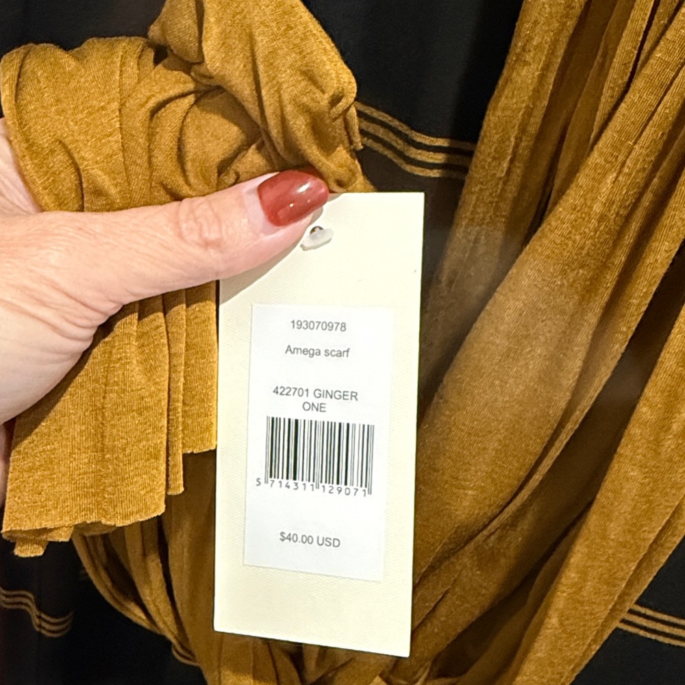 Black and Gold Striped Dress with Scarf - Picture 7 of 10